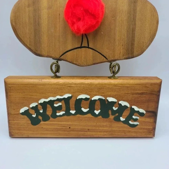 Vintage Handcrafted Wood Christmas Reindeer Rudolph Welcome Sign Rustic Cabincor - Picture 2 of 16
